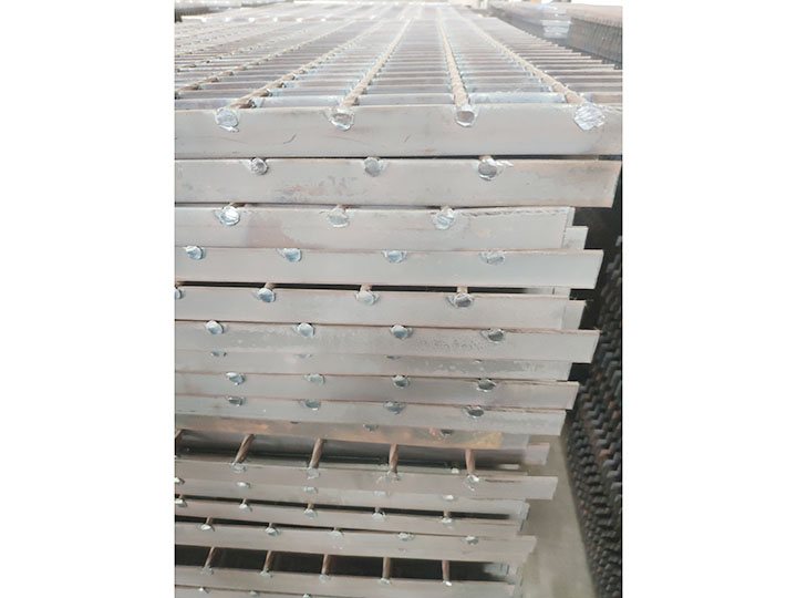 Pressure Welded Steel Grating